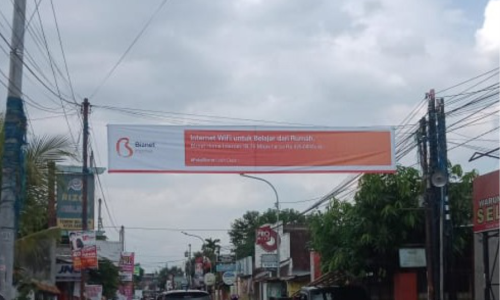 spanduk (1) spanduk (1)